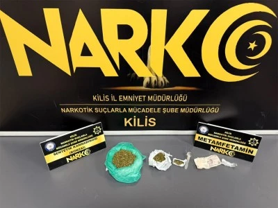 Sokak satıcılarına polisten darbe!