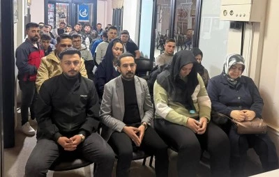 Ülkü Ocakları Kilis İl Başkanlığı, uçak kazasında şehit olan 20 personel için Yasin-i şerif programı düzenledi