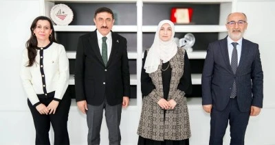 &Uuml;rd&uuml;n Al-Zaytoonah &Uuml;niversitesi &ouml;ğretim &uuml;yelerinden KİY&Uuml; Rekt&ouml;r&uuml; Akman&rsquo;a ziyaret