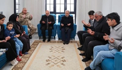 Vali Kalaylı&rsquo;dan Deprem Şehitleri Veysel ve Yakup &Ccedil;etin&rsquo;in ailesine taziye ziyareti