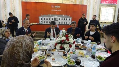 Vali Kalaylı, gazi ve şehit aileleriyle iftarda buluştu