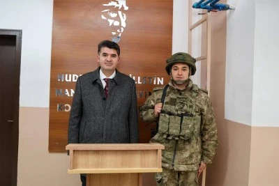 Vali Kalaylı &lsquo;Hudut Kartalları&rsquo;yla bir araya geldi