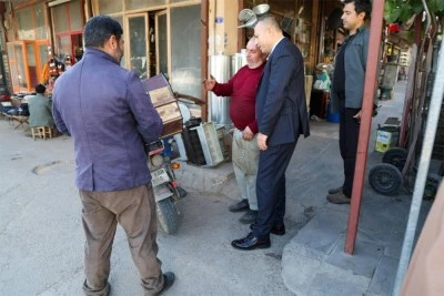 Vali Şahin, esnaf ve mahalle sakinleriyle buluşmalarını sürdürüyor