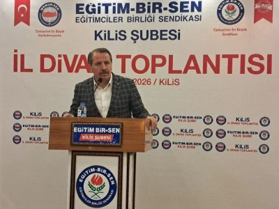 Yal&ccedil;ın: "Okullarda gerekirse tuşlu telefonlara d&ouml;n&uuml;ş olabilir"