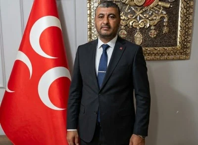 Yeniden Başkan se&ccedil;ilen H&uuml;seyin Demir&rsquo;den muhtarlara teşekk&uuml;r