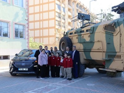 Yerli Malı Haftasında &ouml;ğrencilere Jandarma ekipmanları tanıtıldı