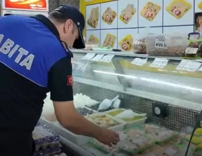 Zabıta&rsquo;dan Vatandaşın Sağlığı İ&ccedil;in Kararlı M&uuml;cadele